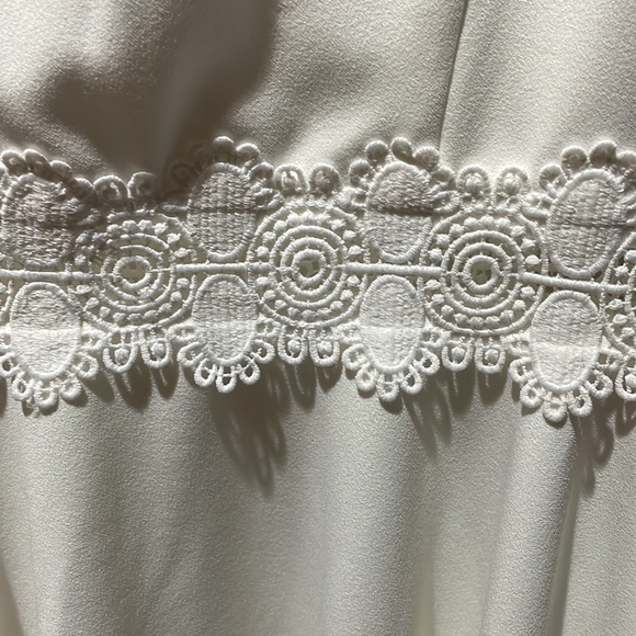 B. Darlin white juniors dress. - Picture 2 of 8